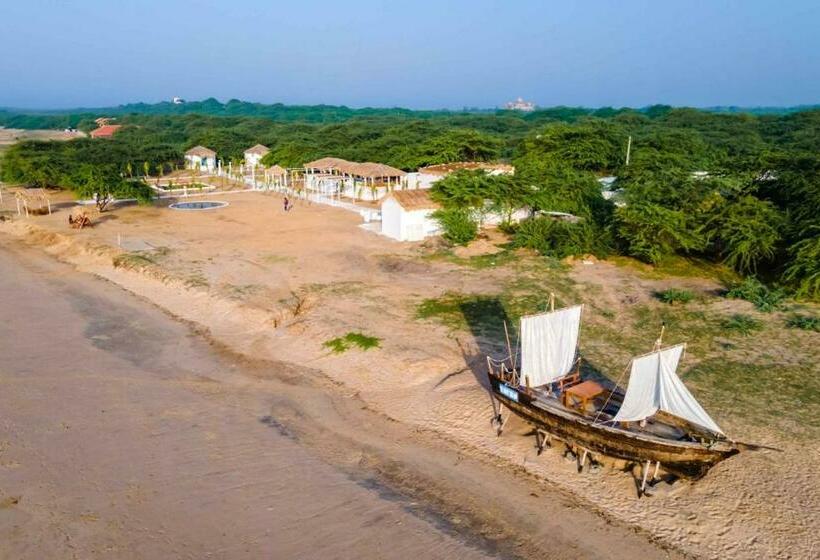 Vayro Resort