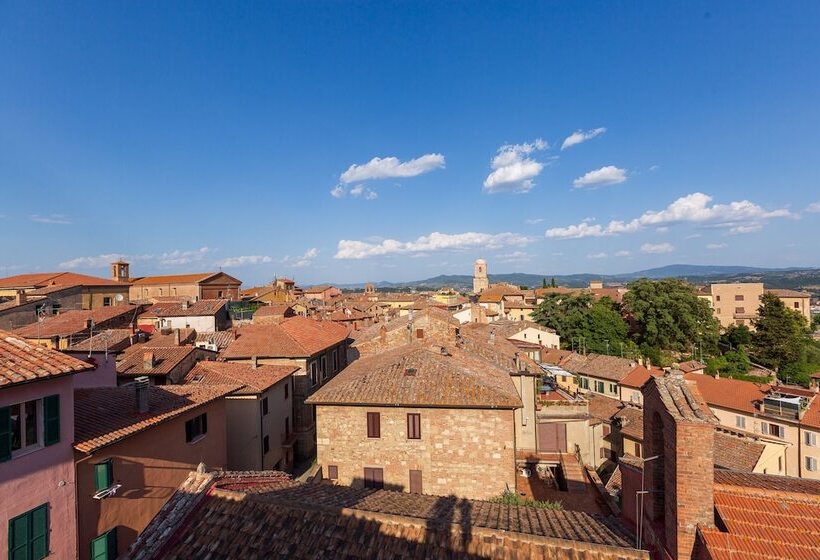 مبيت وإفطار La Corte Del Grillo   Residenza D Epoca