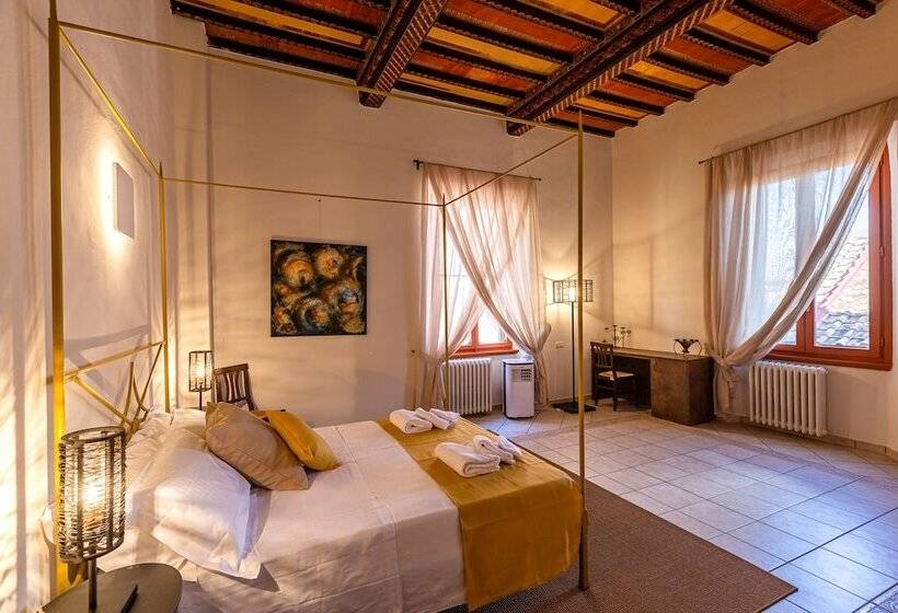 مبيت وإفطار La Corte Del Grillo   Residenza D Epoca