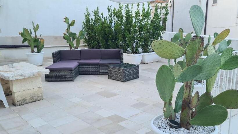 تختخواب و صبحانه Le Suites Al Torrione