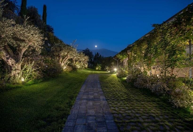 هتل Arcolive Agrisuite