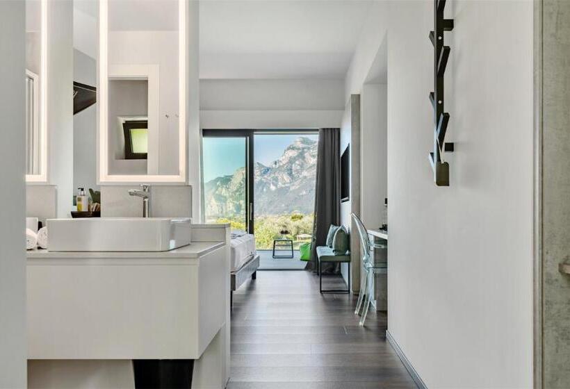 هتل Arcolive Agrisuite