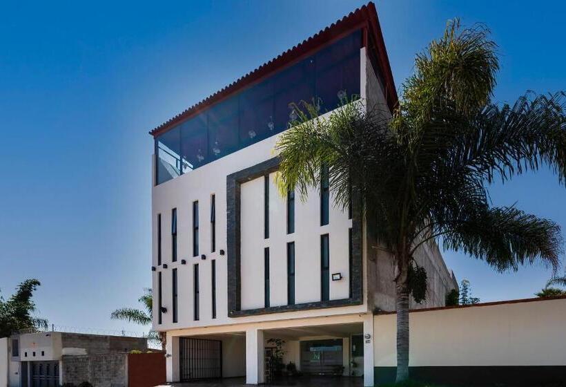 Capital O Hotel Joyma Suites, San Luis