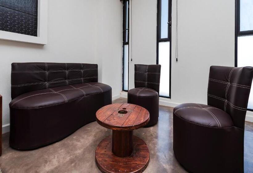 Capital O Hotel Joyma Suites, San Luis