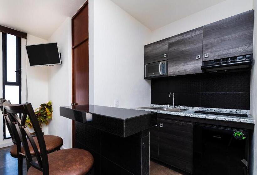Capital O Hotel Joyma Suites, San Luis
