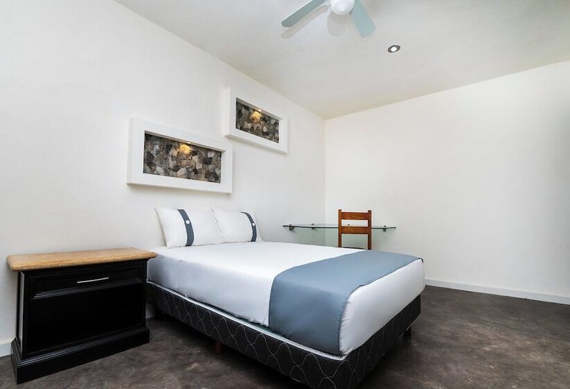 Capital O Hotel Joyma Suites, San Luis