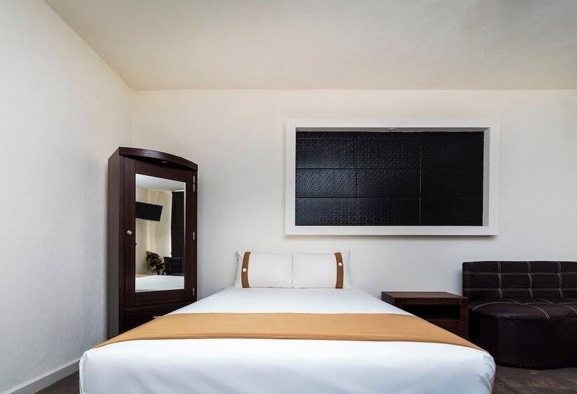 Capital O Hotel Joyma Suites, San Luis