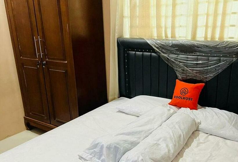 هتل Koolkost @ Jalan Polonia Medan