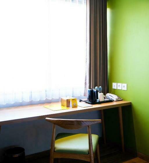 호텔 Maxone Rejuvination Gianyar