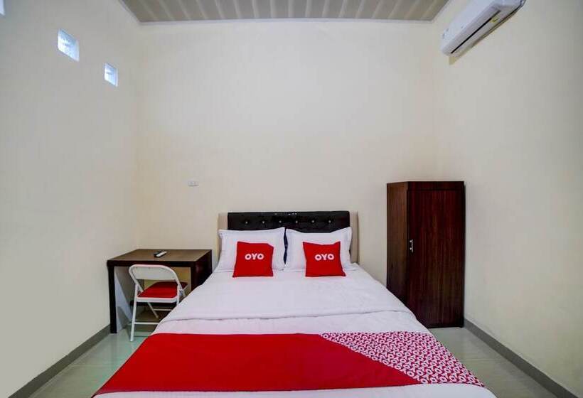 فندق Reddoorz At Shine Guest House Tebing Tinggi