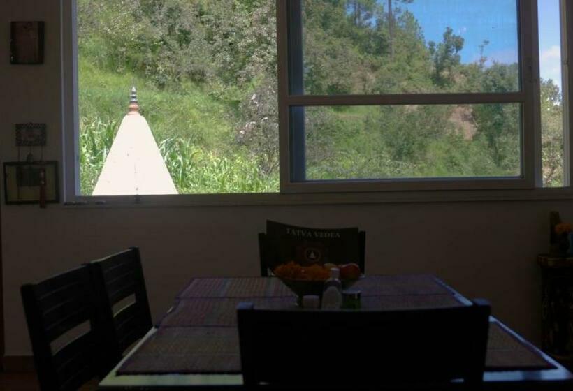 פנסיון Tatva Veda Homestay & Hostel