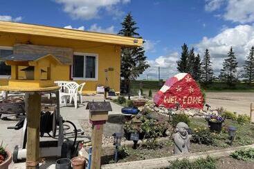 Dundurn Motel