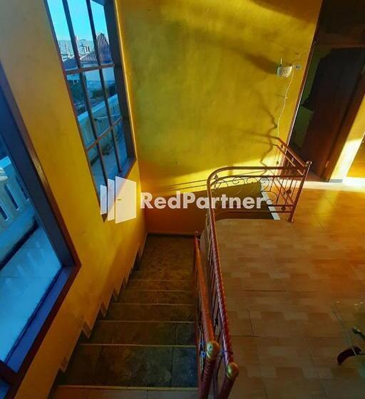 هتل Bromo Indah Lestari Homestay Mitra Reddoorz