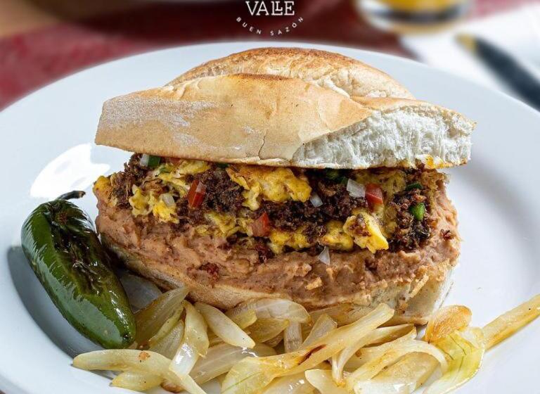 هتل Buen Valle