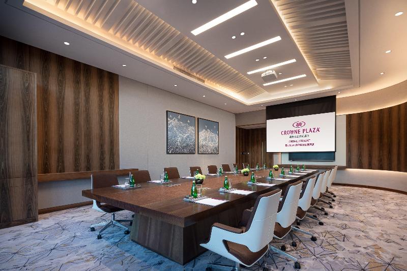 هتل Crowne Plaza Chongli Resort, An Ihg