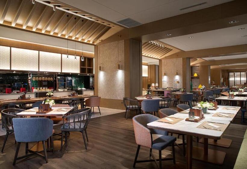 هتل Crowne Plaza Chongli Resort, An Ihg