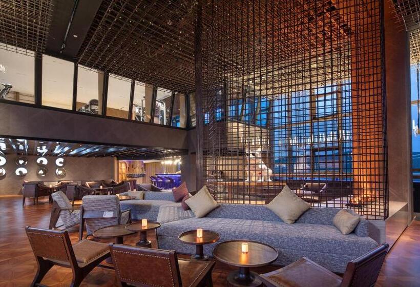 هتل Crowne Plaza Chongli Resort, An Ihg