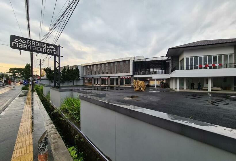 هتل Graha Martadinata Syariah Mitra Reddoorz