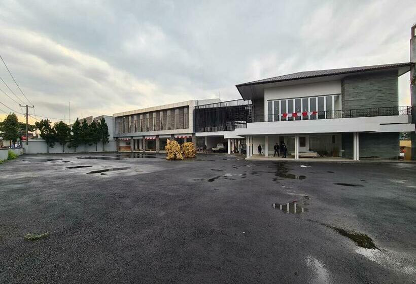 هتل Graha Martadinata Syariah Mitra Reddoorz
