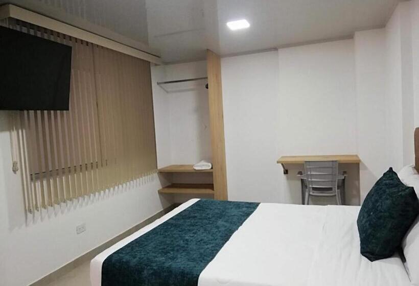 هتل Monarka Edificio