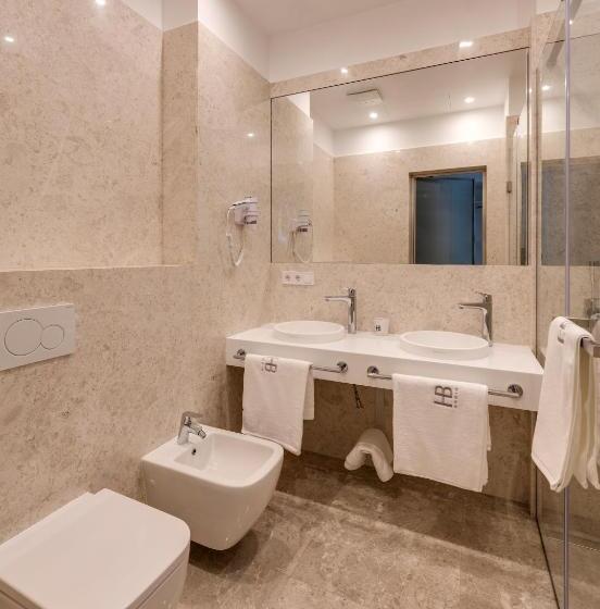 Basis Apartments   Adults Only