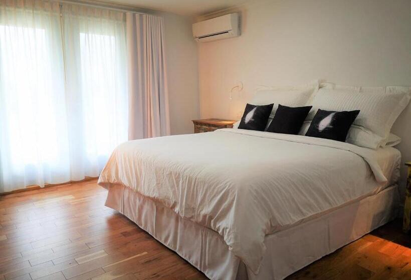 تختخواب و صبحانه Au Cachalot Caché Le Gîte Hôtel