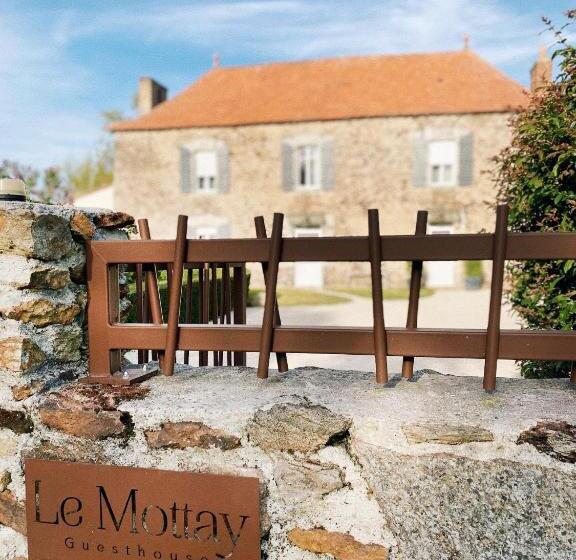 Bed and Breakfast Le Mottay Guesthouse