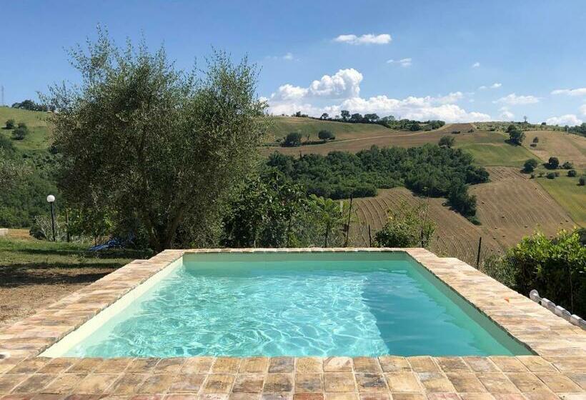 فندق Al Poggio Dei 4 Borghi