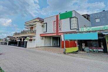هتل Oyo 3443 Rd Kost2