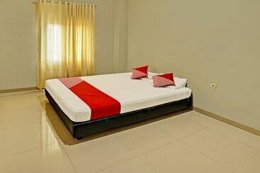 هتل Oyo 3443 Rd Kost2