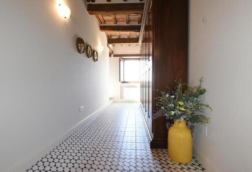 酒店 Villa Shmitanka