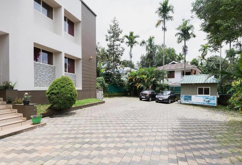 ペンション Oyo 78243 Vedica Home Stays