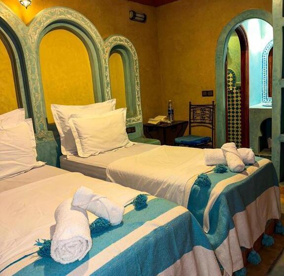 پانسیون Riad Amnay
