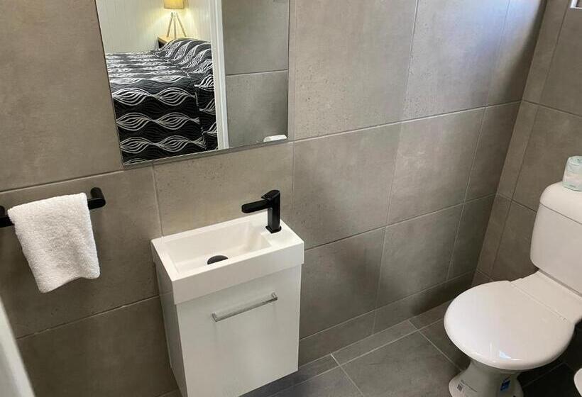 Rix Hotel Motel