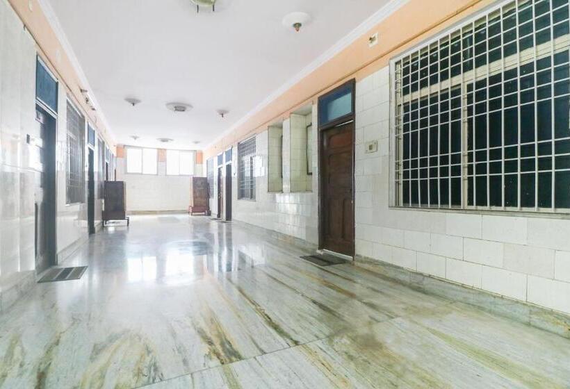 Spot On Hotel Anand Bhawan