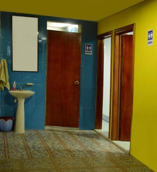 هاستل Alex Country House