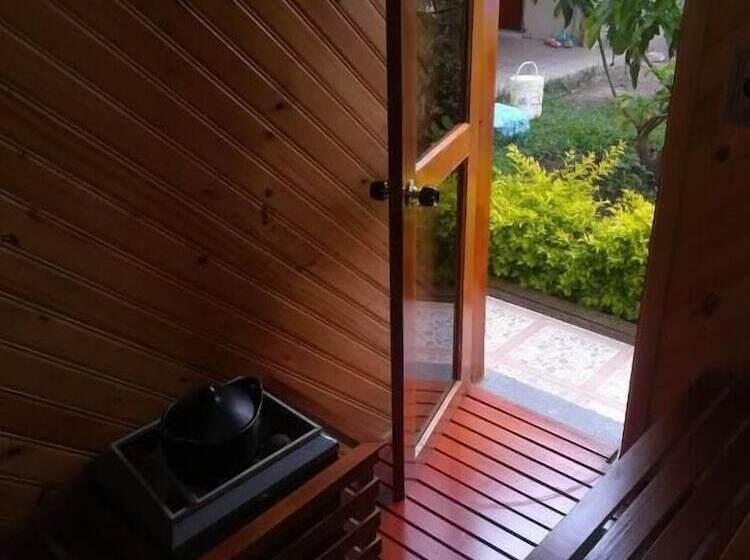 هاستل Alex Country House