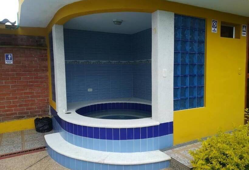 هاستل Alex Country House