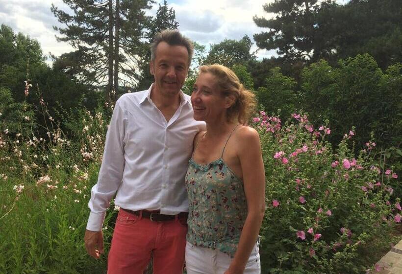 تختخواب و صبحانه Denis & Virginie   Château à Pied   Parking Gratuit
