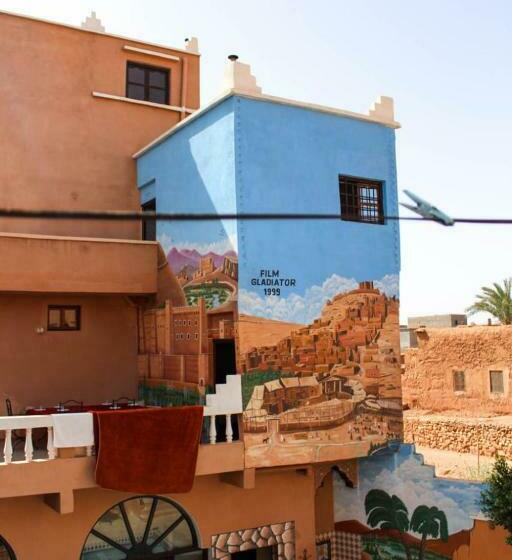 تختخواب و صبحانه La Rose De Sable