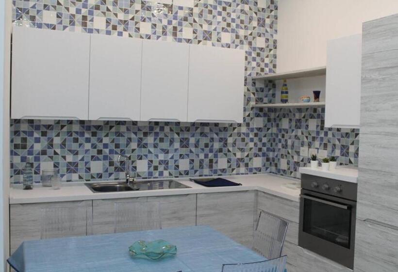 تختخواب و صبحانه La Terrazza Dei Tramonti