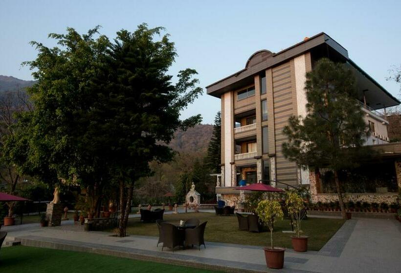 فندق Shahanshahi Adventure Park & Wellness Resort 12 Km Away From Mussoorie