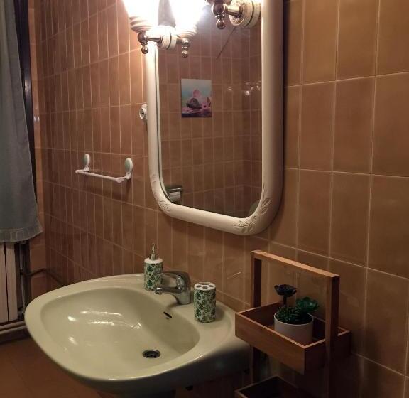 פנסיון Home Sancle