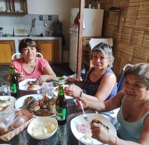 فندق صغير Qeru House