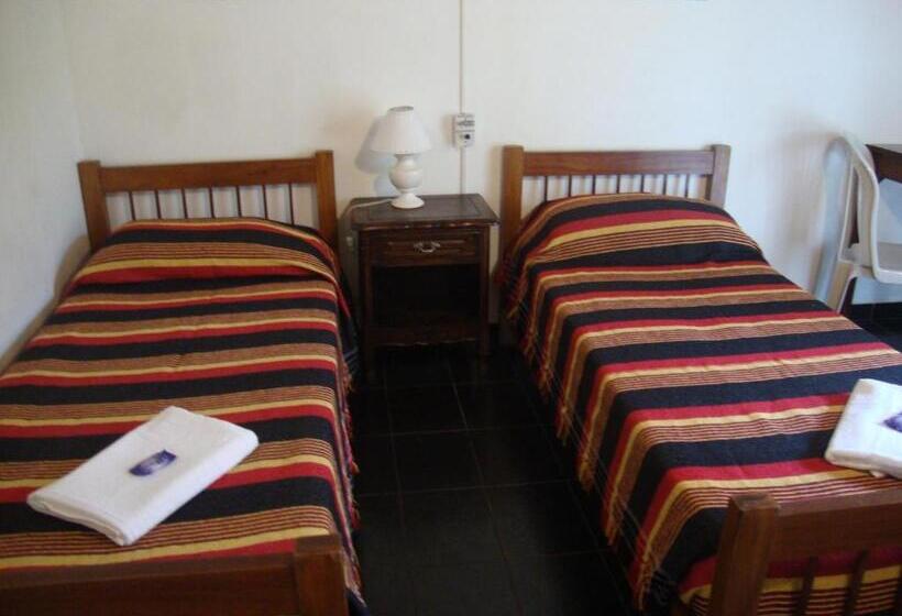 هتل Hospedaje Acacia