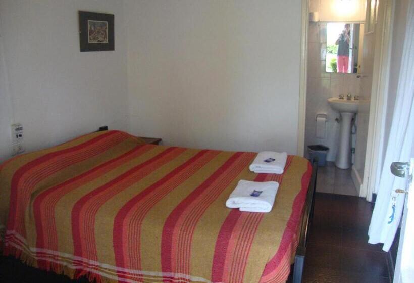 هتل Hospedaje Acacia