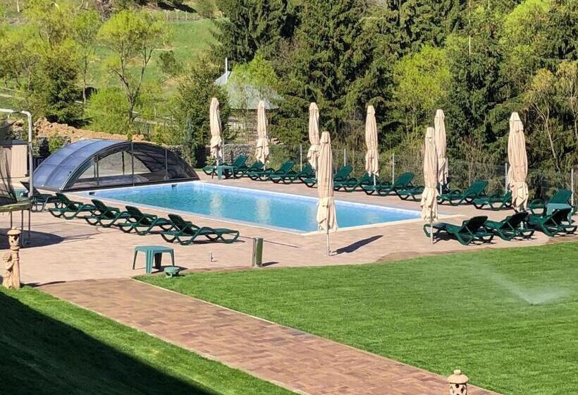 هتل Roser House Boutique   Pe Malul Lacului Colibita