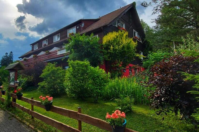 پانسیون Wald Landhaus