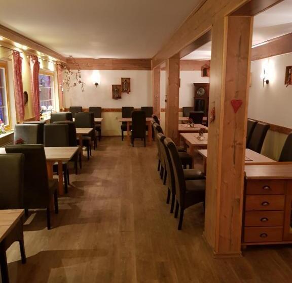 پانسیون Wald Landhaus