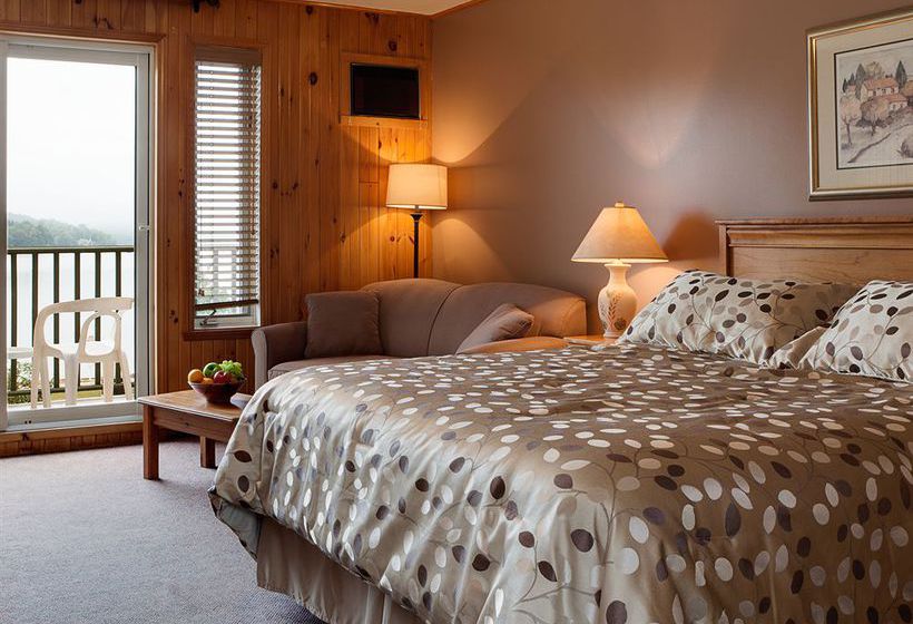 ユースホステル Auberge La Porte Rouge